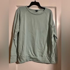 Eddie Bauer Sweat shirt pull over crew neck